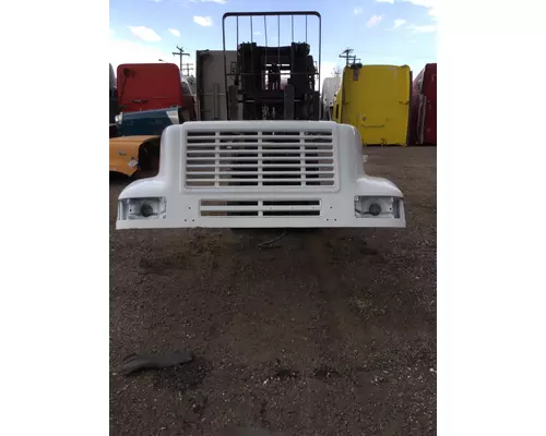 INTERNATIONAL 4900 HOOD