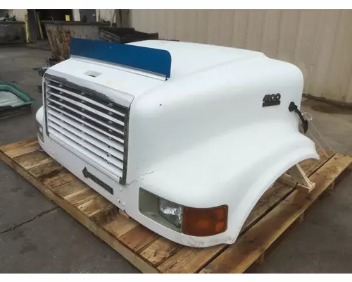 INTERNATIONAL 4900 HOOD