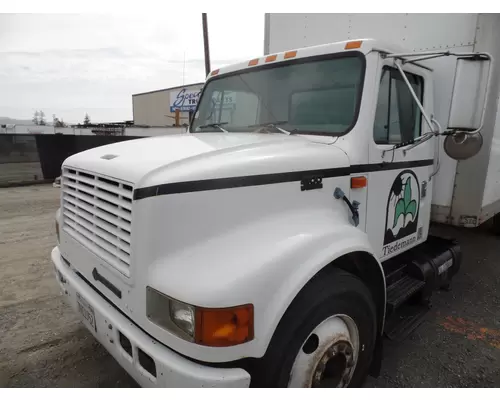 INTERNATIONAL 4900 Hood