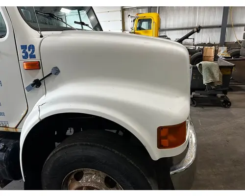 INTERNATIONAL 4900 Hood