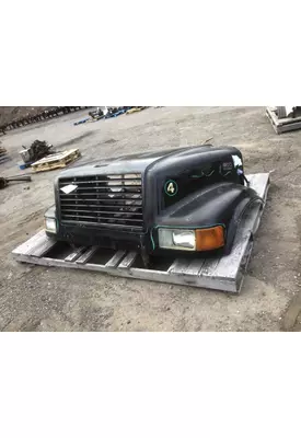 INTERNATIONAL 4900 Hood