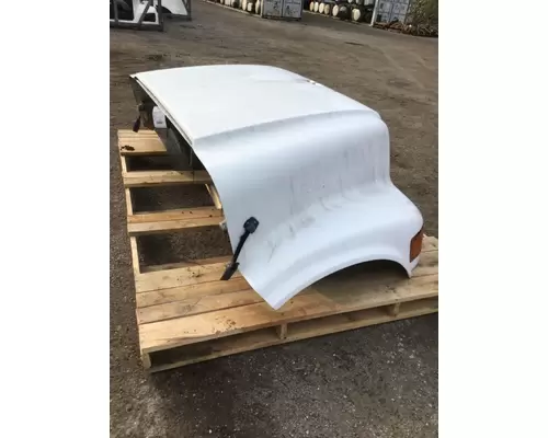 INTERNATIONAL 4900 Hood