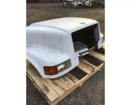 INTERNATIONAL 4900 Hood