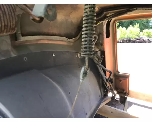 INTERNATIONAL 4900 Hood