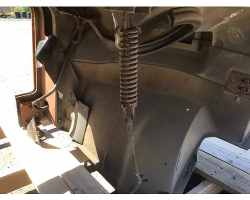 INTERNATIONAL 4900 Hood