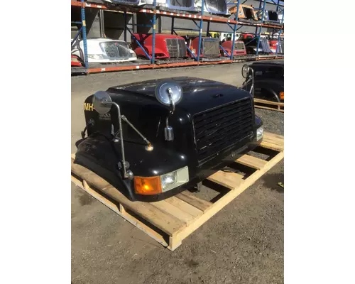 INTERNATIONAL 4900 Hood