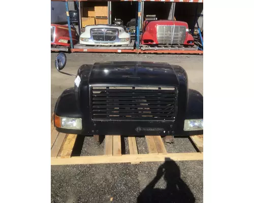 INTERNATIONAL 4900 Hood