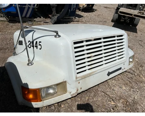 INTERNATIONAL 4900 Hood
