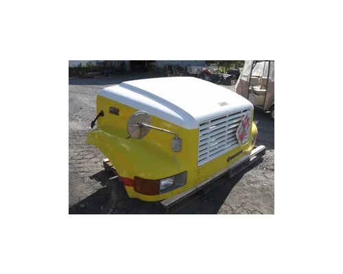 INTERNATIONAL 4900 Hood