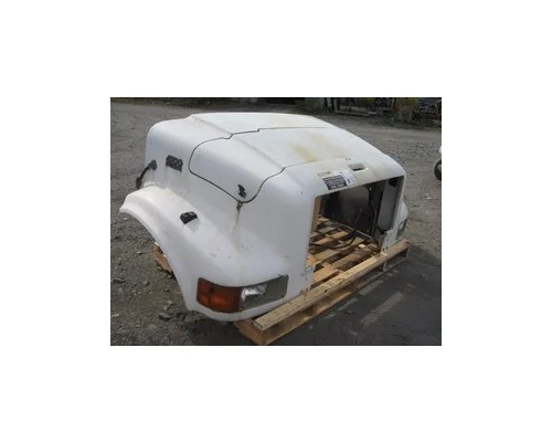 INTERNATIONAL 4900 Hood