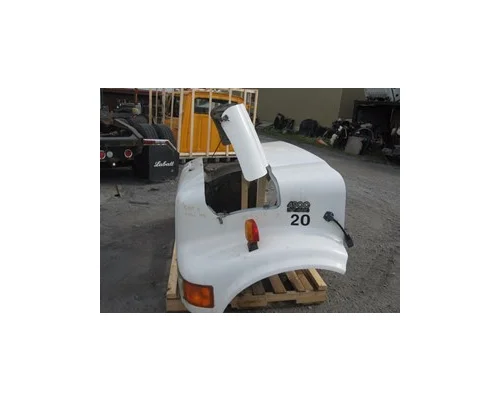 INTERNATIONAL 4900 Hood