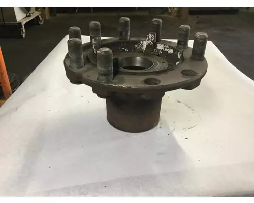 INTERNATIONAL 4900 Hub