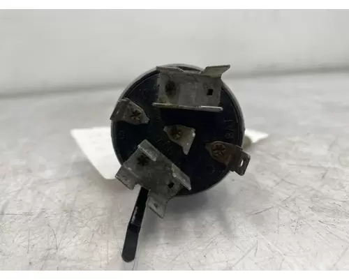 INTERNATIONAL 4900 Ignition Switch