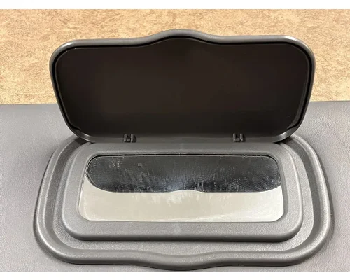 INTERNATIONAL 4900 Interior Sun Visor