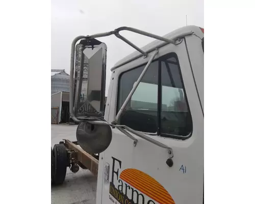 INTERNATIONAL 4900 MIRROR ASSEMBLY CABDOOR