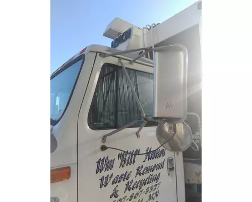 INTERNATIONAL 4900 MIRROR ASSEMBLY CABDOOR