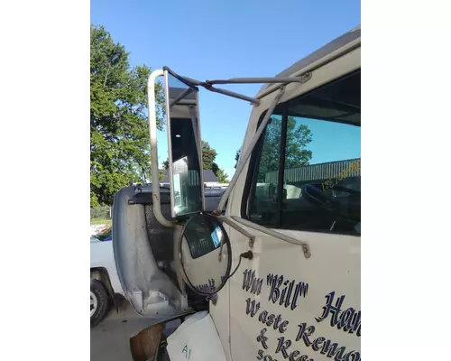 INTERNATIONAL 4900 MIRROR ASSEMBLY CABDOOR