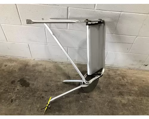 INTERNATIONAL 4900 Mirror (Side View)