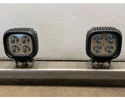 INTERNATIONAL 4900 Miscellaneous Parts