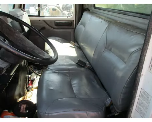 INTERNATIONAL 4900 SEAT, FRONT