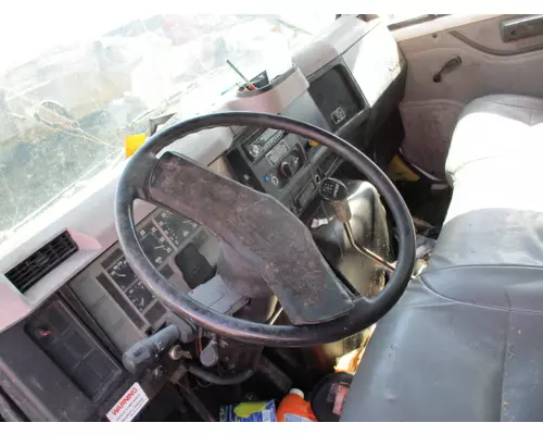 INTERNATIONAL 4900 STEERING COLUMN