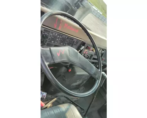 INTERNATIONAL 4900 STEERING COLUMN