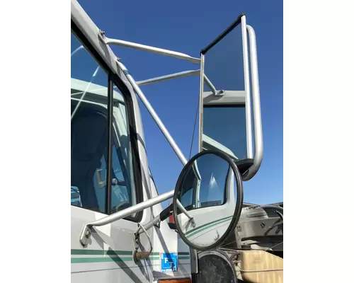 INTERNATIONAL 4900 Side View Mirror