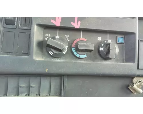 INTERNATIONAL 4900 TEMPERATURE CONTROL