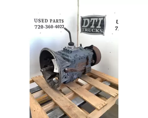 INTERNATIONAL 4900 Transmission Assembly