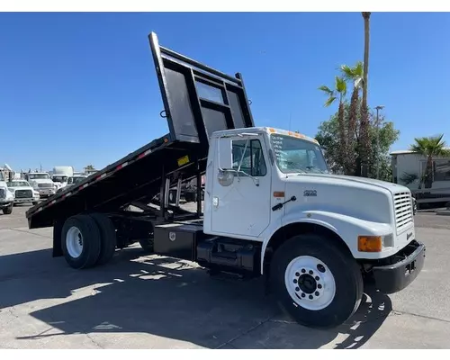 INTERNATIONAL 4900 Vehicle For Sale