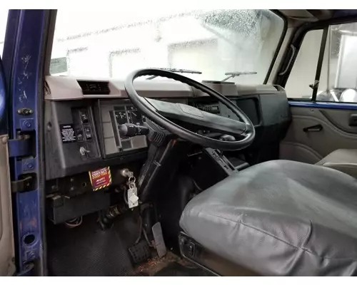 INTERNATIONAL 4900 WHOLE TRUCK FOR RESALE