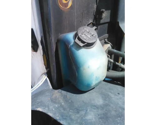 INTERNATIONAL 4900 WINDSHIELD WASHER RESERVOIR