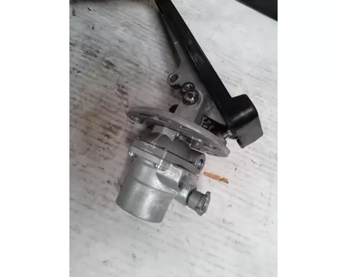 INTERNATIONAL 5000 Accelerator Parts