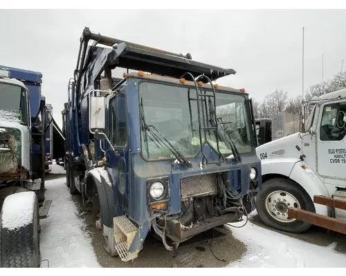INTERNATIONAL 5000 Body  Bed