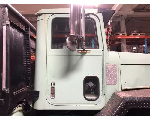 INTERNATIONAL 5000 Cab Assembly