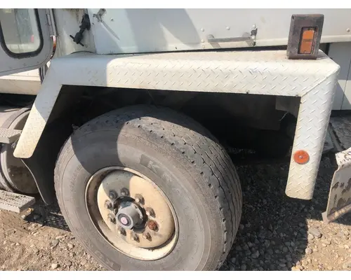 INTERNATIONAL 5000 Fender