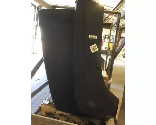 INTERNATIONAL 5000 HOOD ASSEMBLY