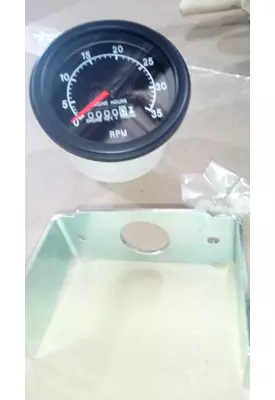 INTERNATIONAL 5000 Instrument Cluster