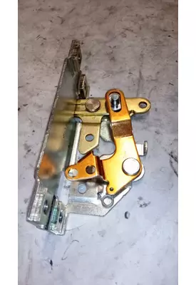 INTERNATIONAL 5000 Latches and Locks