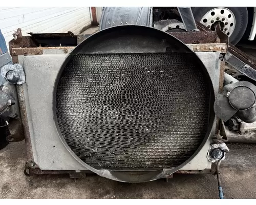 INTERNATIONAL 5000 Radiator