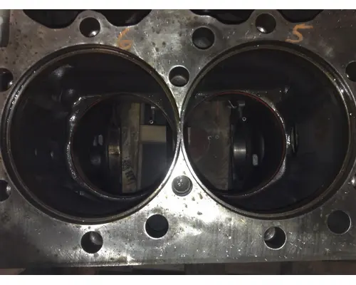 INTERNATIONAL 530 Engine Block