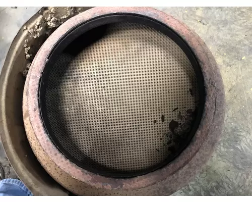 INTERNATIONAL 530 Exhaust DPF Assembly