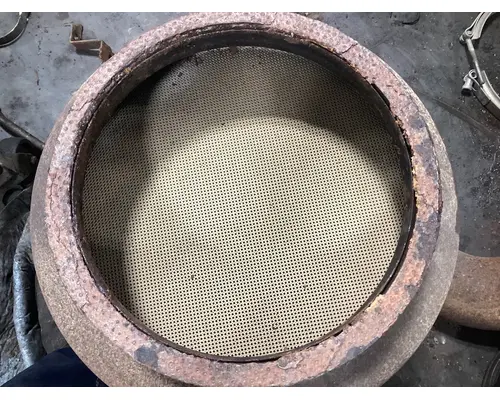 INTERNATIONAL 530 Exhaust DPF Assembly