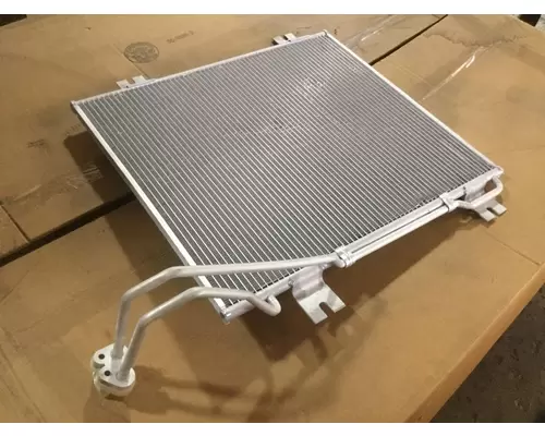 INTERNATIONAL 5500I Air Conditioner Condenser