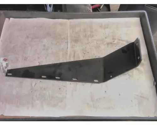 INTERNATIONAL 5500I Brackets, Misc.