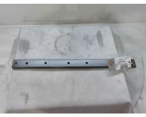 INTERNATIONAL 5500I Brackets, Misc.