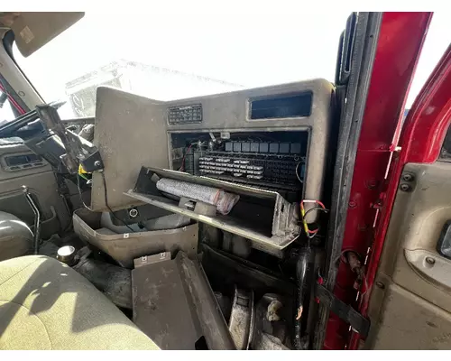 INTERNATIONAL 5500I Cab