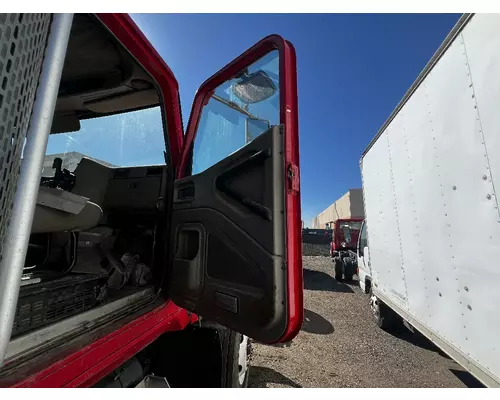 INTERNATIONAL 5500I Door Assembly, Front