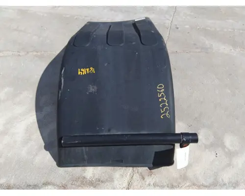 INTERNATIONAL 5500I FENDER, QUARTERHALF REAR
