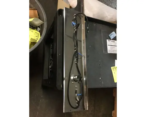 INTERNATIONAL 5500i Side Fairing